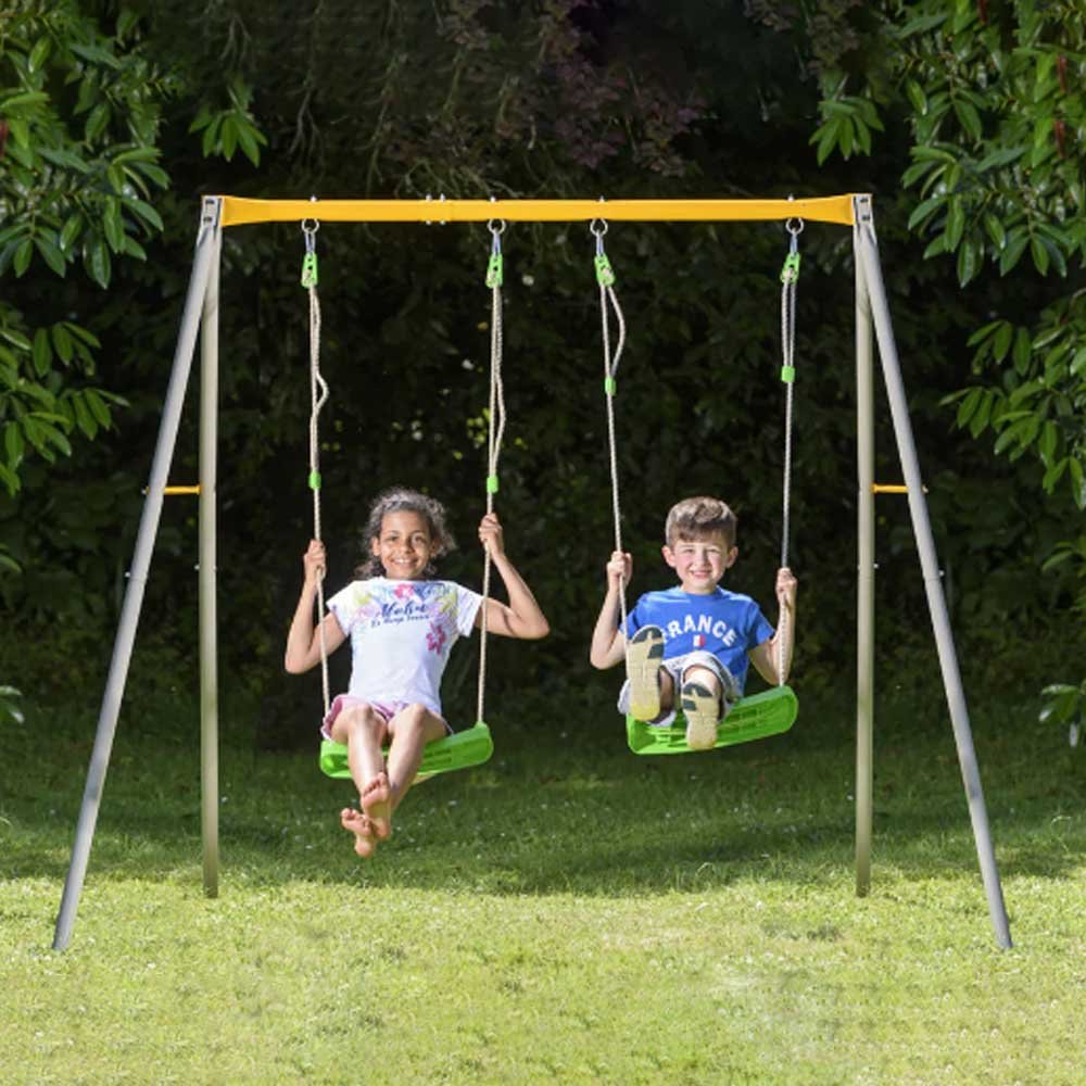 Portique Trigano en métal DUETTO 1,90m - 2 balançoires injectées - Portique Trigano en métal DUETTO 1,90m - 2 balançoires injectées -